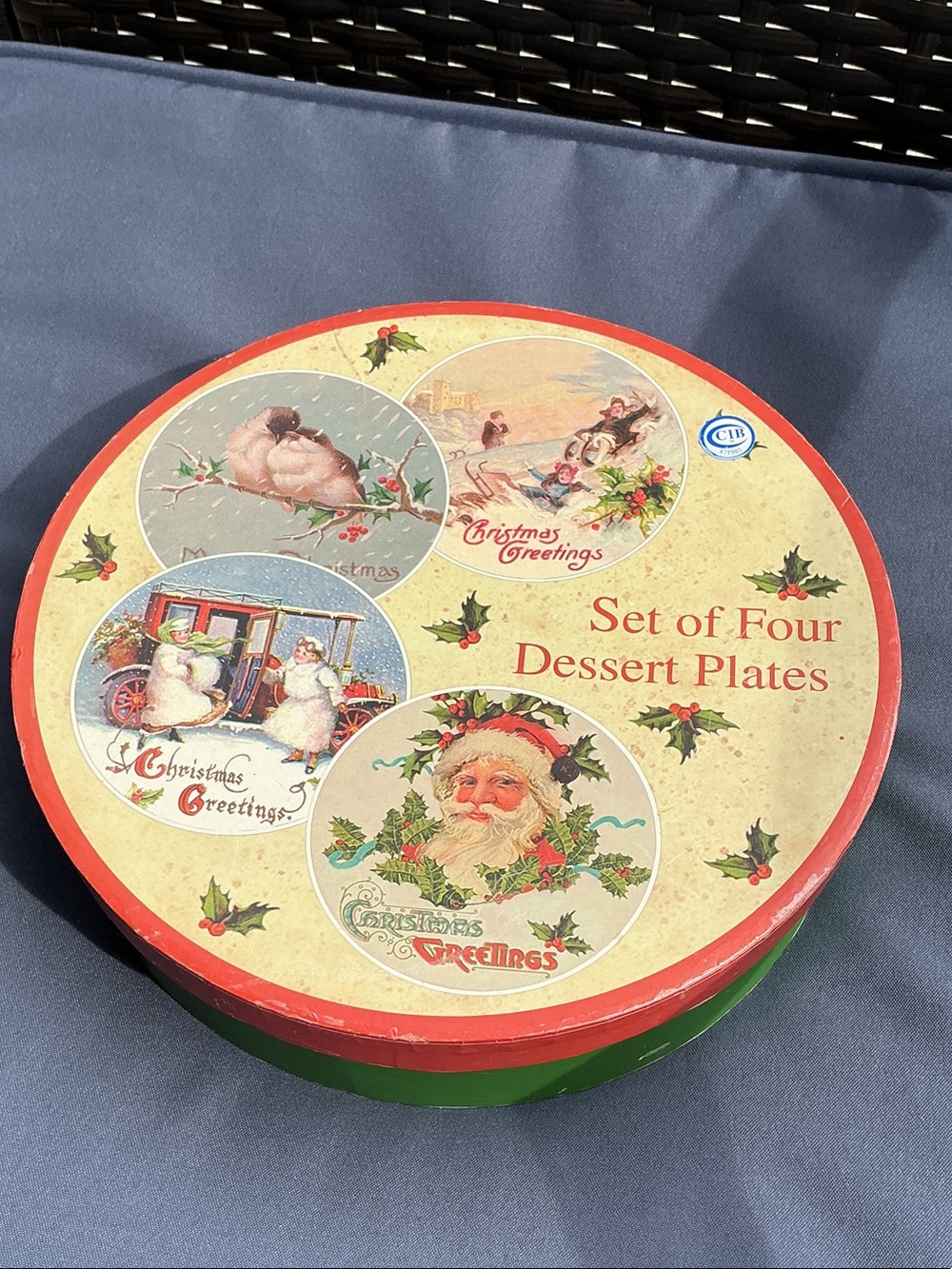 Holiday Set of Four Dessert Plates